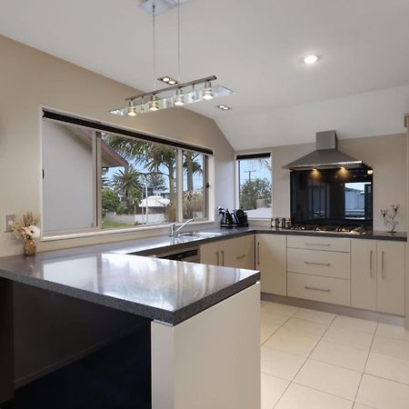 Muricata Beach House Mount Maunganui Eksteriør billede